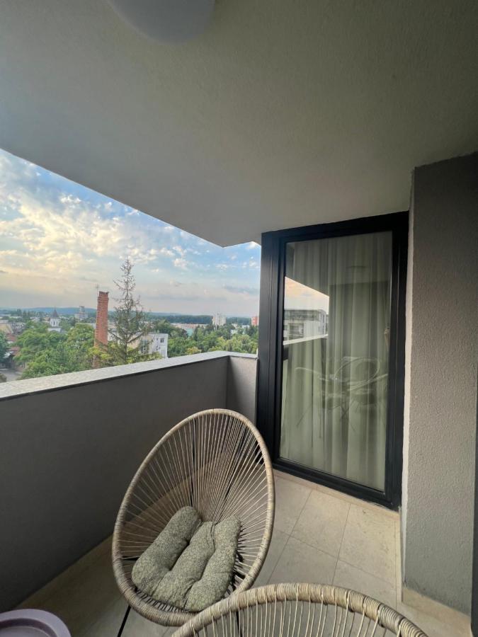 Pitesti Sunset View Bagian luar foto